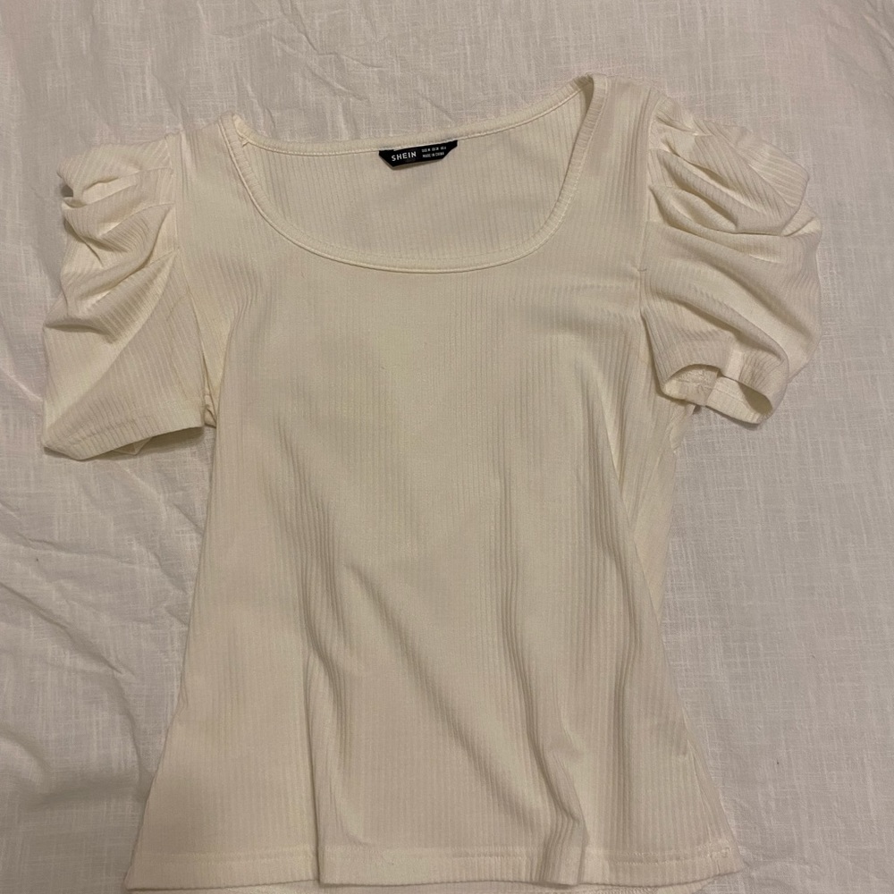 Women’s tops